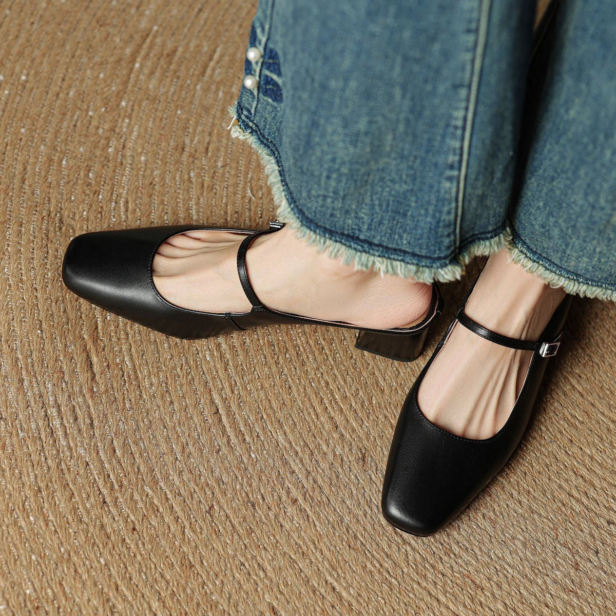 Meyra Leather Mules