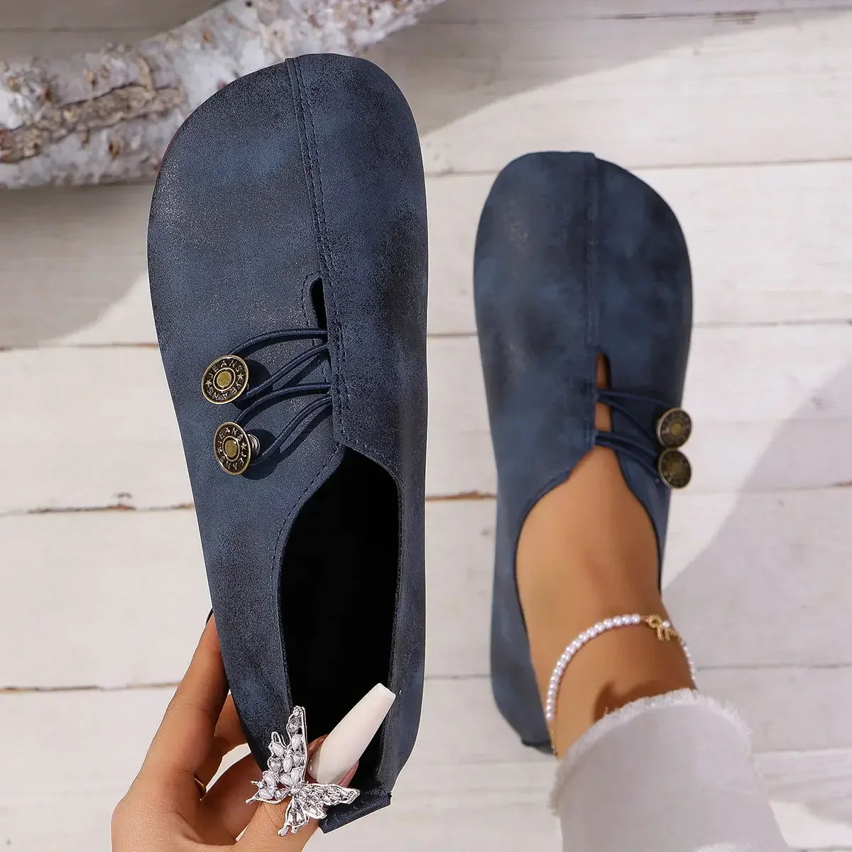 Betty | Suede Loafer